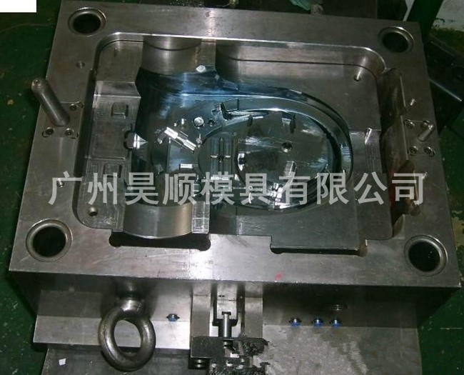 供應各類模具產品