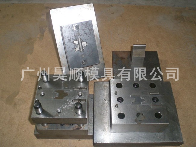 廣州模具加工.jpg
